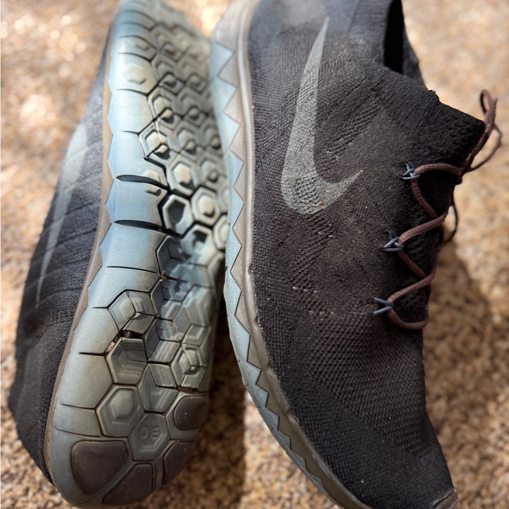 Nike Black Running Shoes rare GYAKUSOU